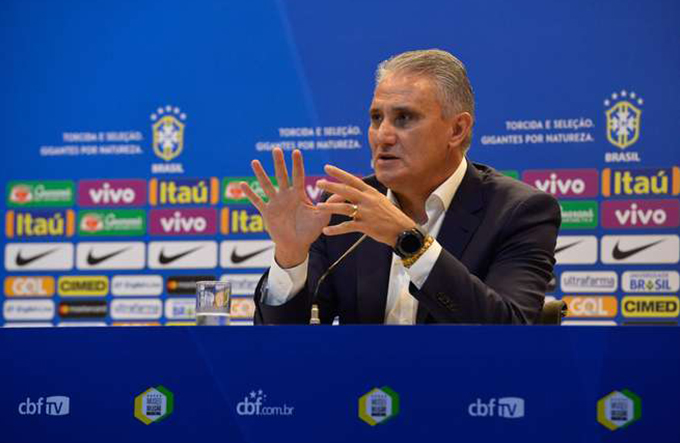 Jogadores convocados começam a chegar à Granja Comary