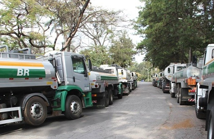 Protesto de caminhoneiros deixa cidades da Bahia sem combustíveis