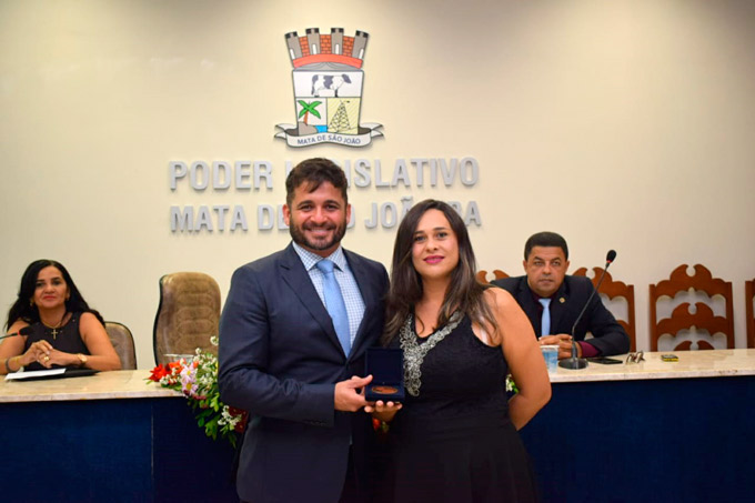 Câmara Matense homenageia personalidades com Comenda 