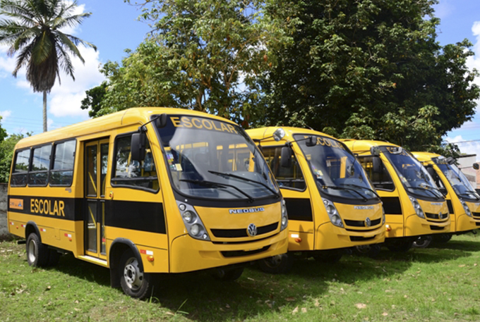 Falta de combustível afeta frota de ônibus escolares em Mata