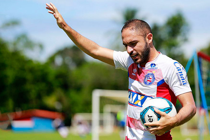 Guto Ferreira elogia Régis, mas não confirma titularidade