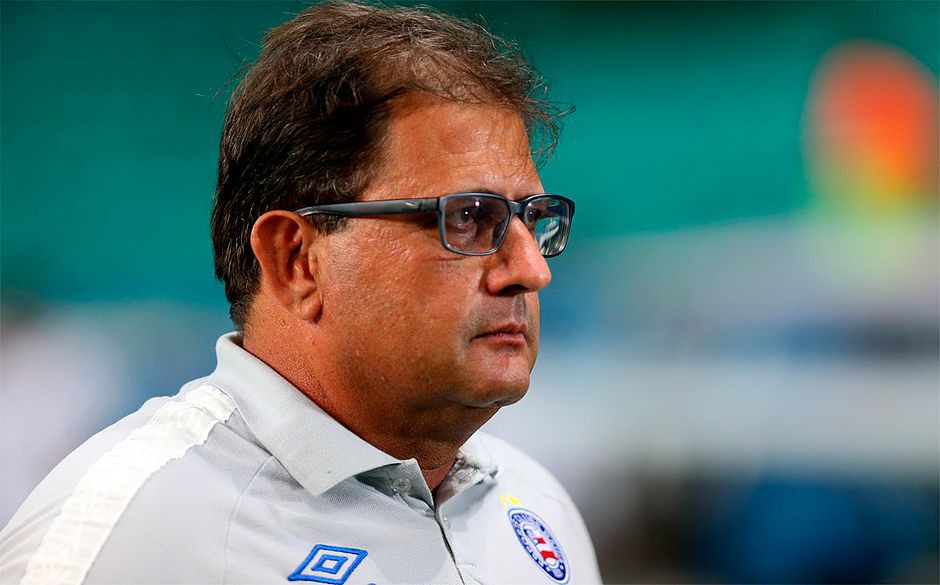 Após derrota para o Grêmio, Guto Ferreira é demitido do Bahia