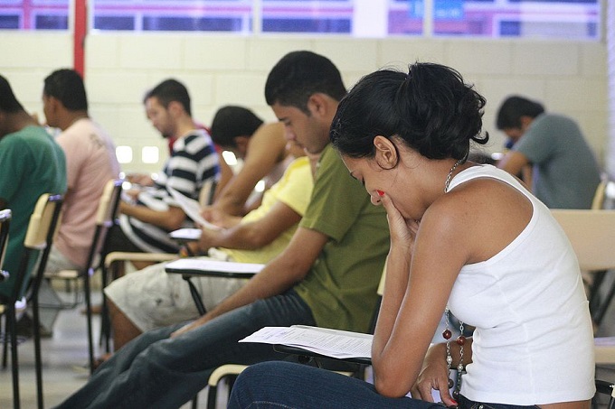 Setor de educação oferece 1,4 mil vagas