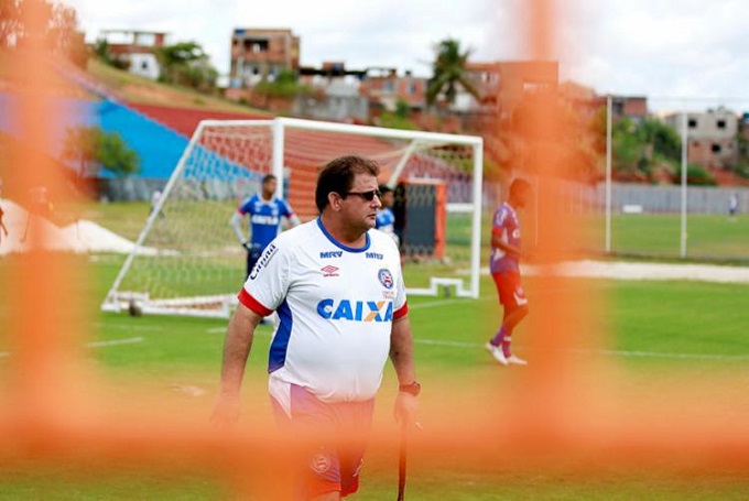 Guto é demitido do Bahia após derrota para o Grêmio