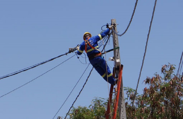 População de Mata de São João volta a sofrer com quedas de energia 