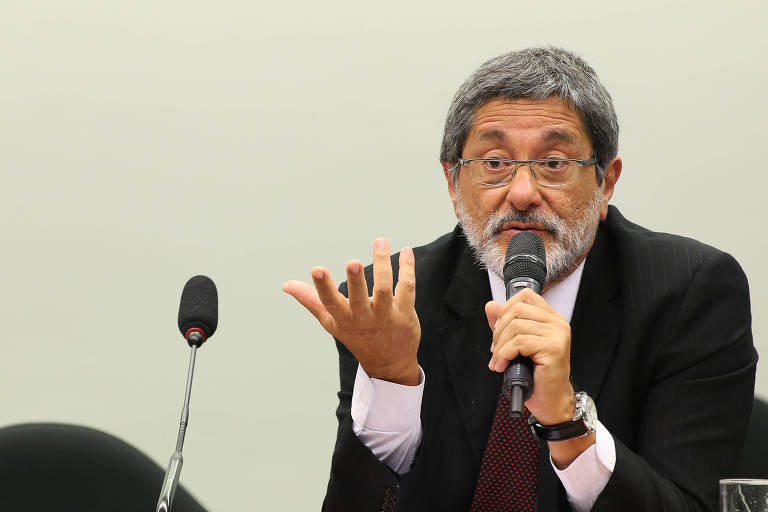 Lewandowski desbloqueia bens de Gabrielli