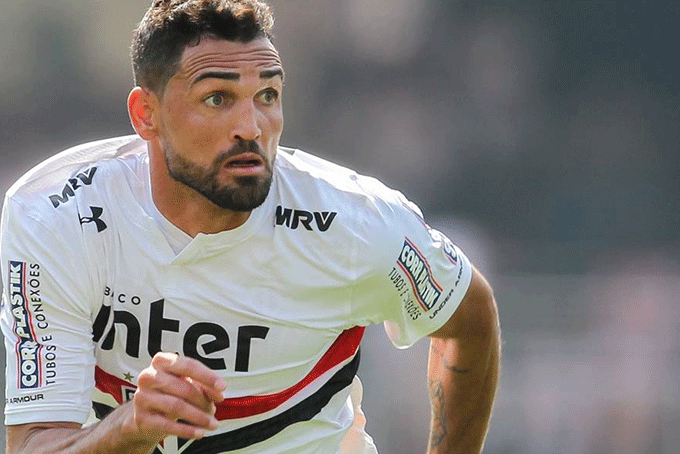Bahia avança na negociação e fica próximo de anunciar Gilberto