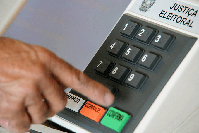Brasileiros acreditam que eleição fará vida melhorar, diz Datafolha
