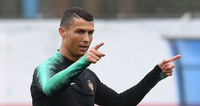 Portugal e Espanha fazem primeiro clássico da Copa