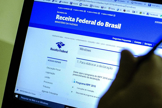 Receita paga 1º lote da restituição do IR 2018 nesta sexta (15)