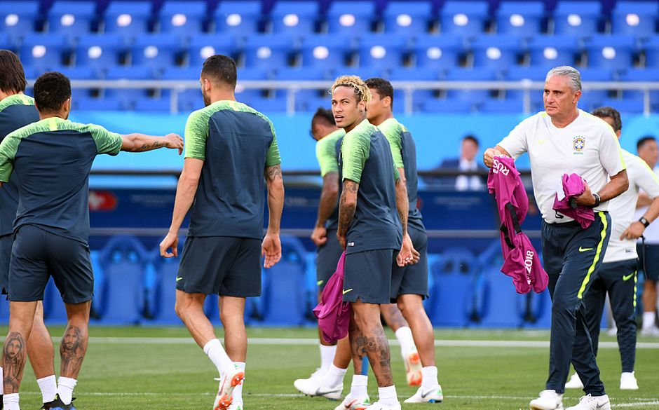 O sonho do hexa começa hoje: Brasil x Suíça, às 15h