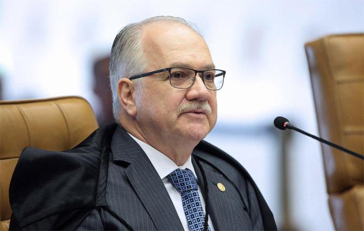 Fachin pede que 2ª Turma julgue pedido de Lula para suspender prisão