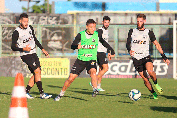 Com desfalques, Ceará intensifica preparação para duelo com o Bahia 