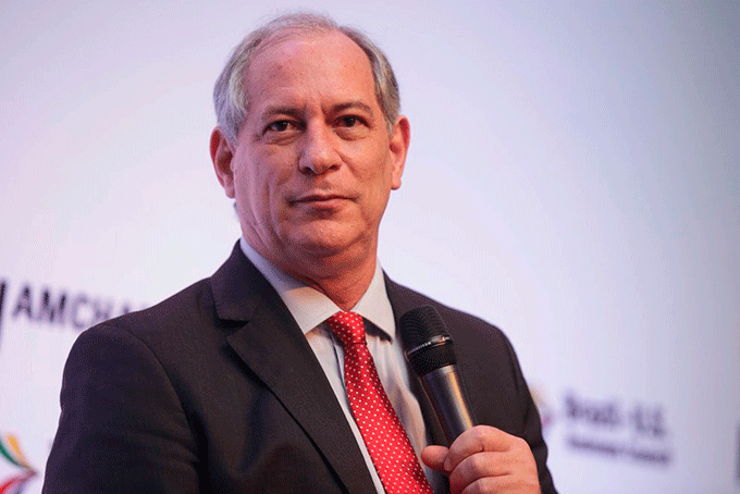 Ciro diz há muita 'especulação' de aliança com o DEM 