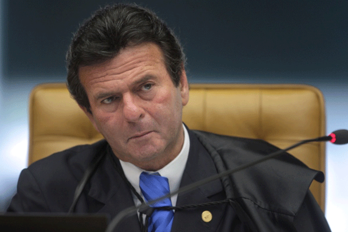Fux recebe empresários e caminhoneiros para discutir frete