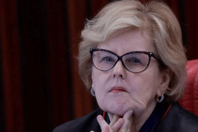 Rosa Weber é eleita presidente do TSE e fala em 