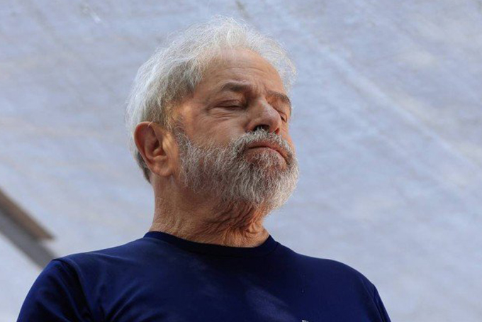 Defesa de Lula nega pedido de prisão domiciliar para o ex-presidente