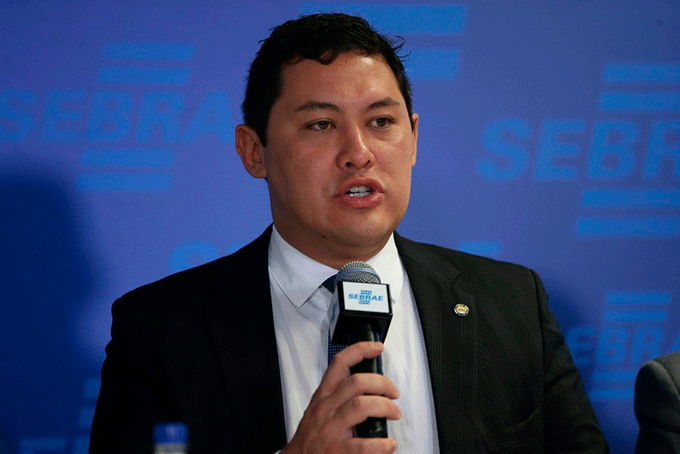 Ministro é afastado pelo STF por fraudes em registros sindicais
