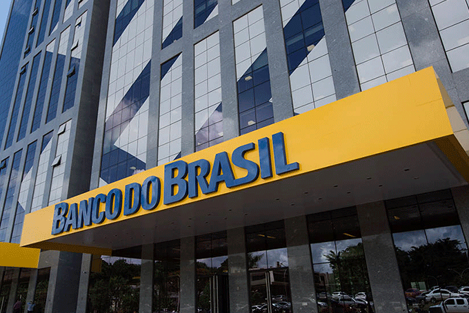 Bancos funcionam em horário especial nos dias de jogos 