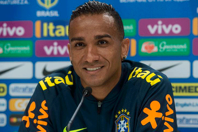 Lateral Danilo sofre nova contusão e não joga mais na Copa