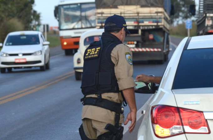 Multas de trânsito poderão ser pagas parceladas no cartão de crédito 