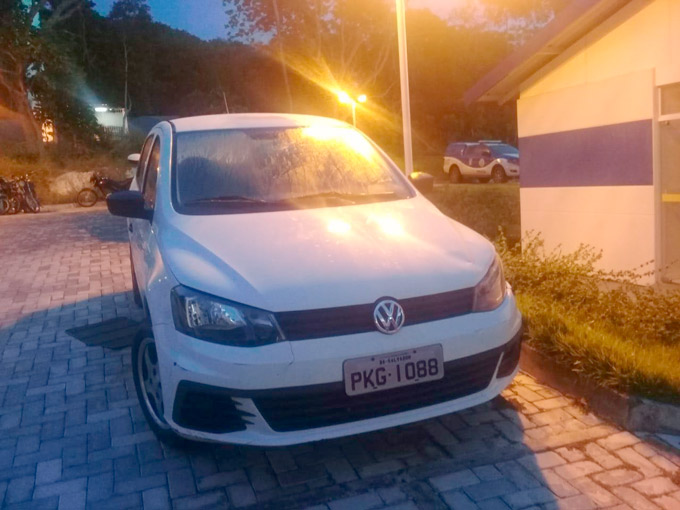 Peto prende morador do litoral com carro roubado 