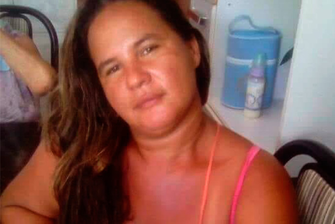 Polícia prende dupla acusada de matar mulher em Dias d'Ávila