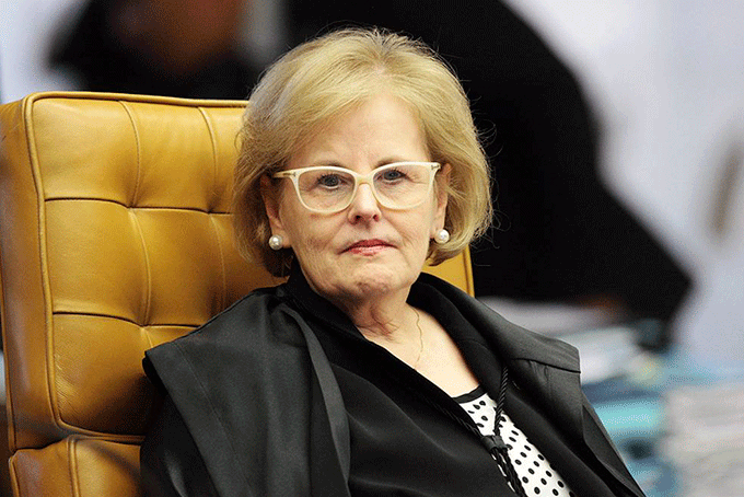 Ministra do TSE rejeita pedido do MBL para declarar Lula inelegível