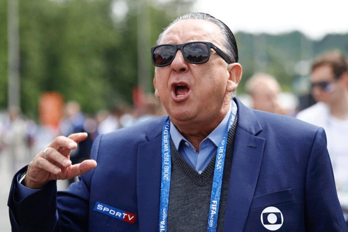 Galvão Bueno nega aposentadoria em Copa e explica discurso 
