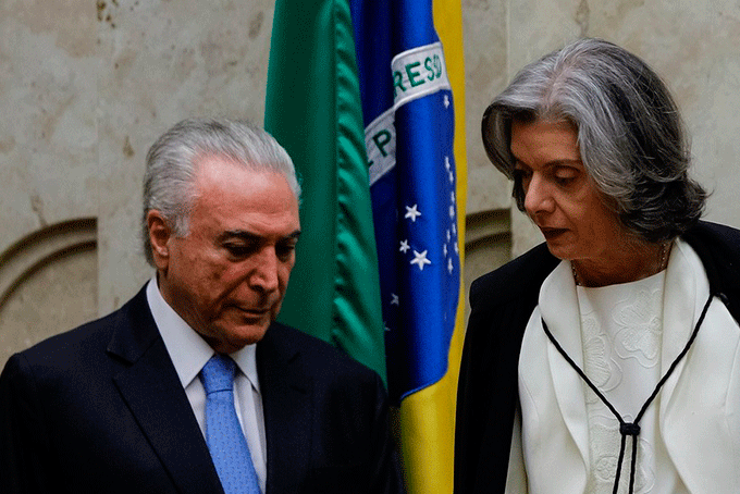 Cármen Lúcia assume Presidência da República pela 4ª vez