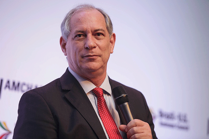 Lula só poderia sair da cadeia se ‘a gente assumisse o poder’, diz Ciro
