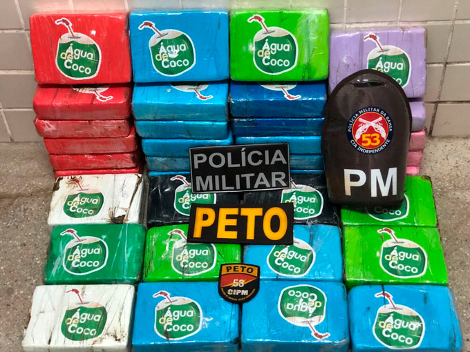 Polícia faz mega apreensão de cocaína em Mata de São João 