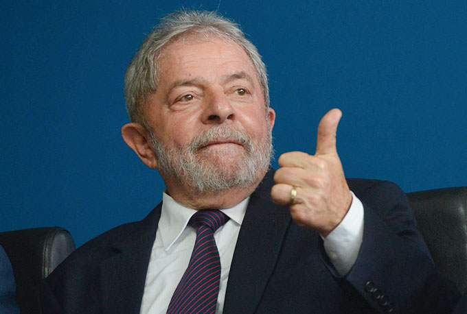Fux nega ação que pedia inelegibilidade de Lula