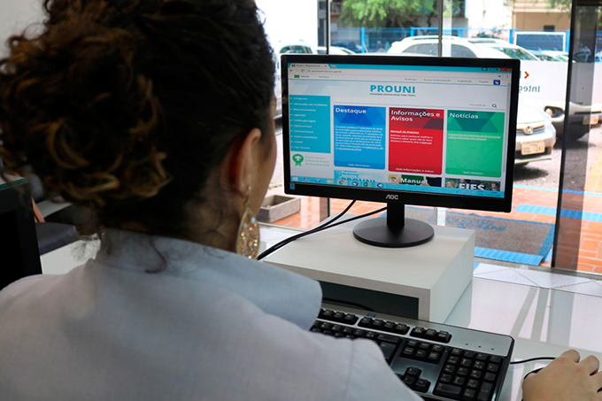 Começa prazo para entrega de documentos da lista de espera do Prouni