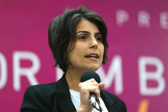 PCdoB retira candidatura de Manuela e fecha com o PT
