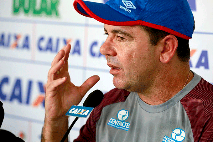 Enderson elogia atuação do Bahia e avalia: ‘Injusto pelo que fizemos’