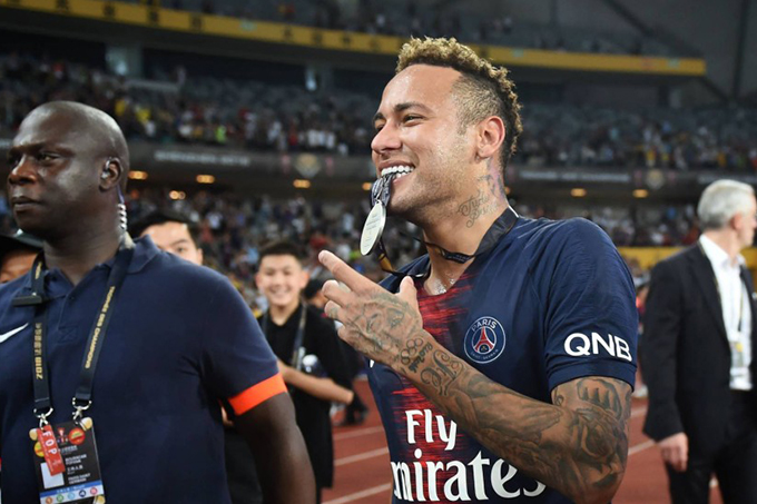No retorno de Neymar ao PSG, equipe conquista Supercopa da França