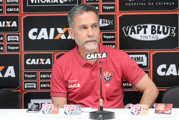 Presidente do Vitória quer anunciar novo técnico até domingo