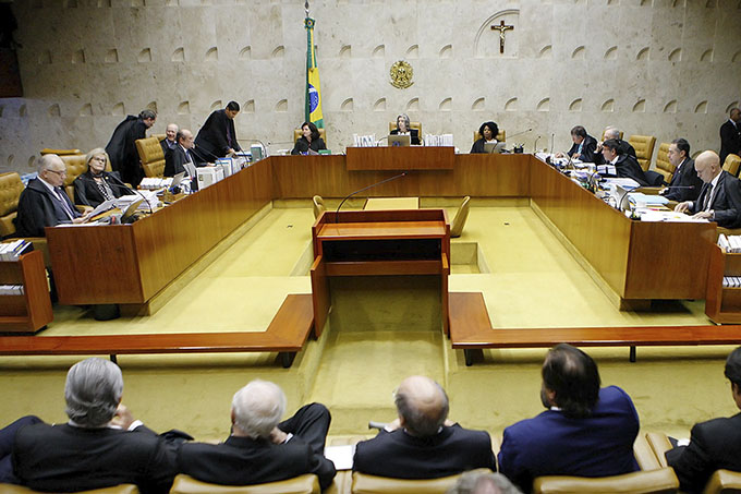 STF aprova reajuste de salário de ministros para 2019