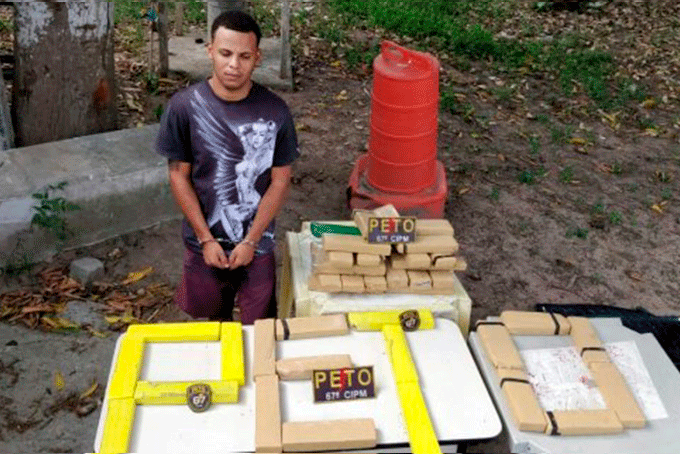 Jovem é preso com cerca de 50 kg de maconha em Feira de Santana