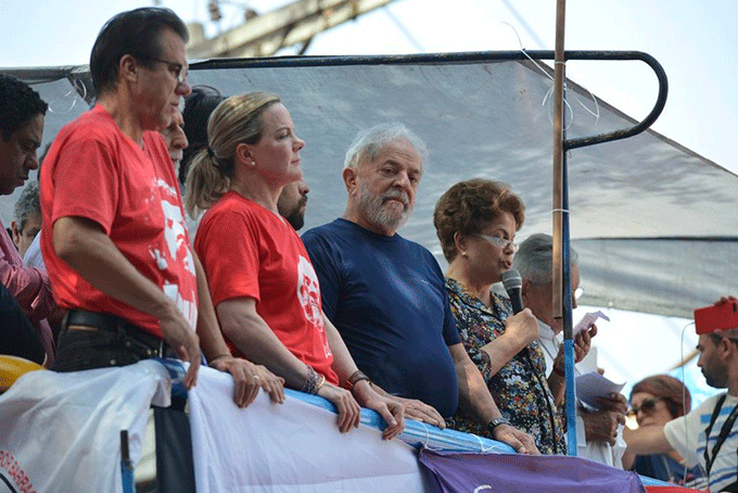5ª Turma do STJ nega recurso de Lula para suspender prisão