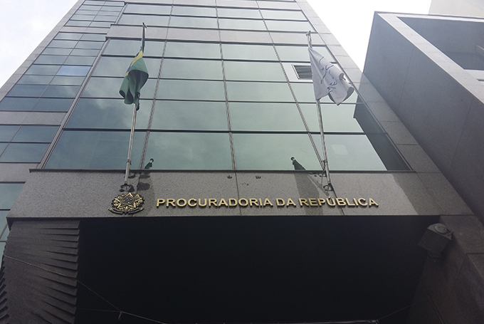 MPF aprova reajuste de 16,38% em salário de procuradores da República