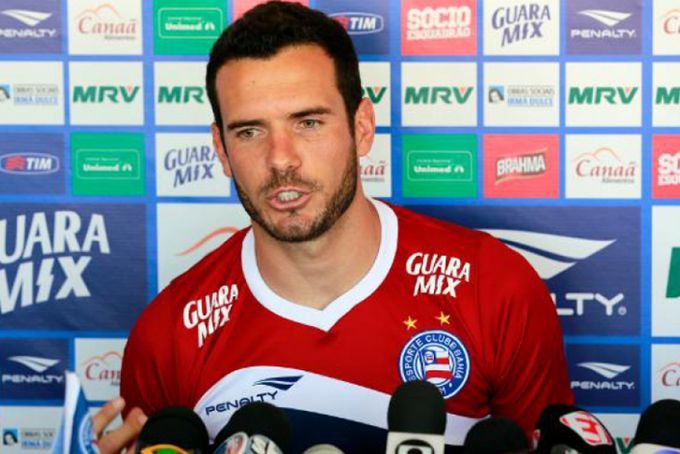 Lucas Fonseca fala em busca por evolução no Bahia: 'Para não oscilar'