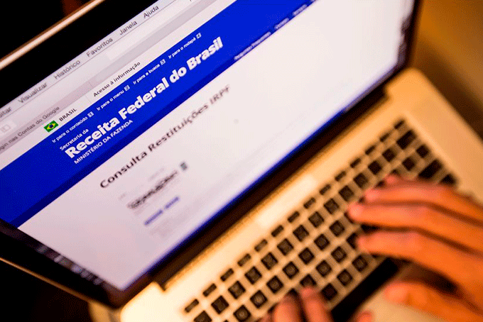 Contribuinte que está no 3º lote do IR 2018 recebe restituição hoje 
