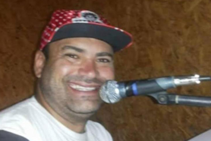 Radialista é executado a tiros dentro de casa em Riachão do Jacuípe
