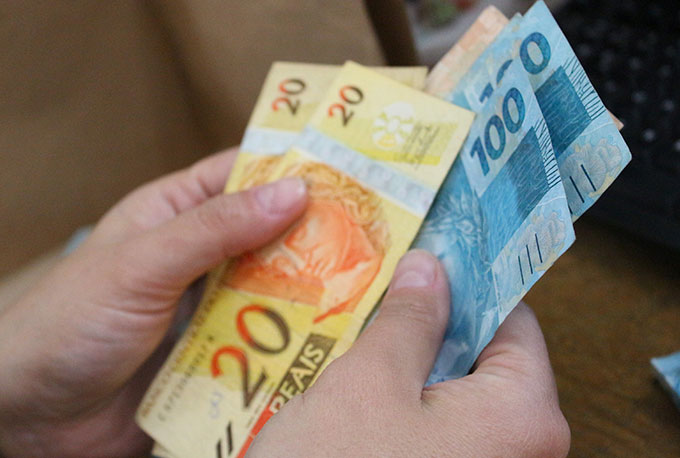 PIS/Pasep tem R$ 17 bilhões para saque até setembro