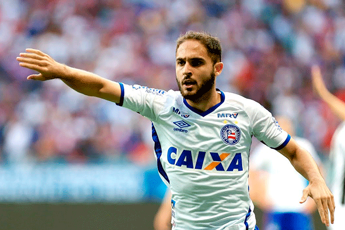 Régis permanece no Fazendão: 'Sou um cara realizado no Bahia'