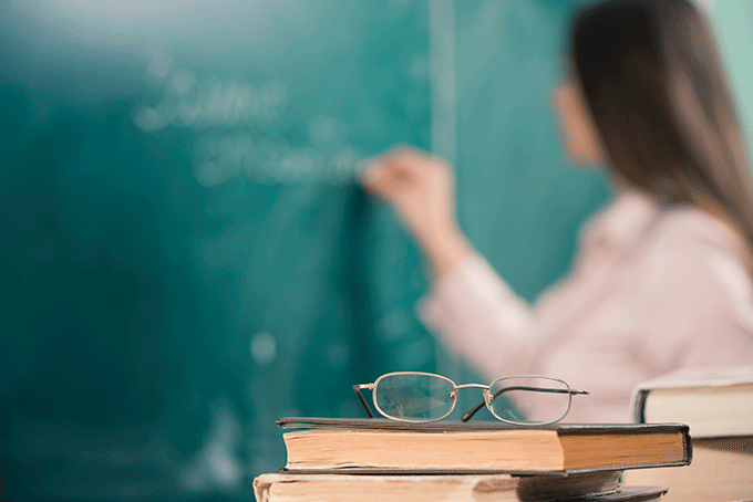 Rede estadual convoca mais de três mil docentes para o ensino