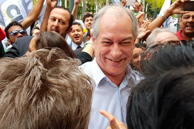 Ciro Gomes diz que vai reestruturar dívida dos estados
