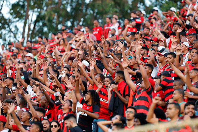 Vitória faz promoção de ingressos a R$ 10 nesta quarta